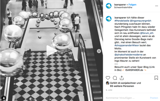 Instagrammable place in Munich's Forum Schwanthalerhöhe: the “Dancing Mirrors” installation (design: Sebastian Hepting) by design studio Ingo Maurer