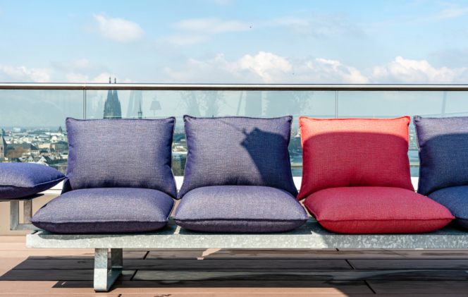 volkerweiss presents unique outdoor furniture with its combination of soft cushions and an indestructible steel base. Photo © Reinhold Janowitz