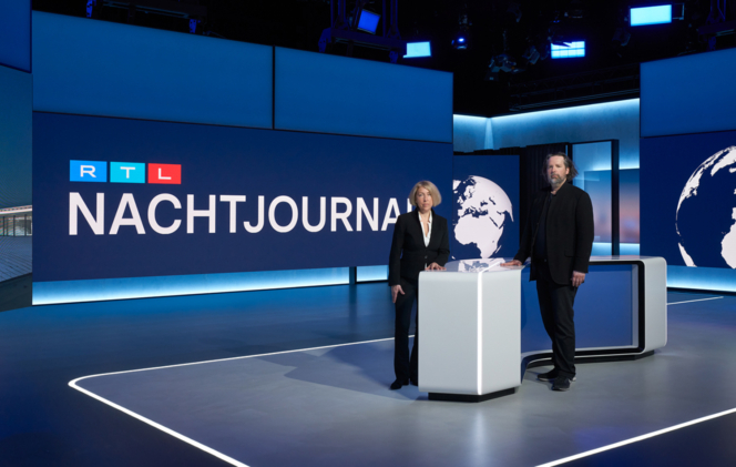 Mascha Veech-Kosmatschof and Stuart A. Veech in the new RTL studio. Photo © Annika Feuss